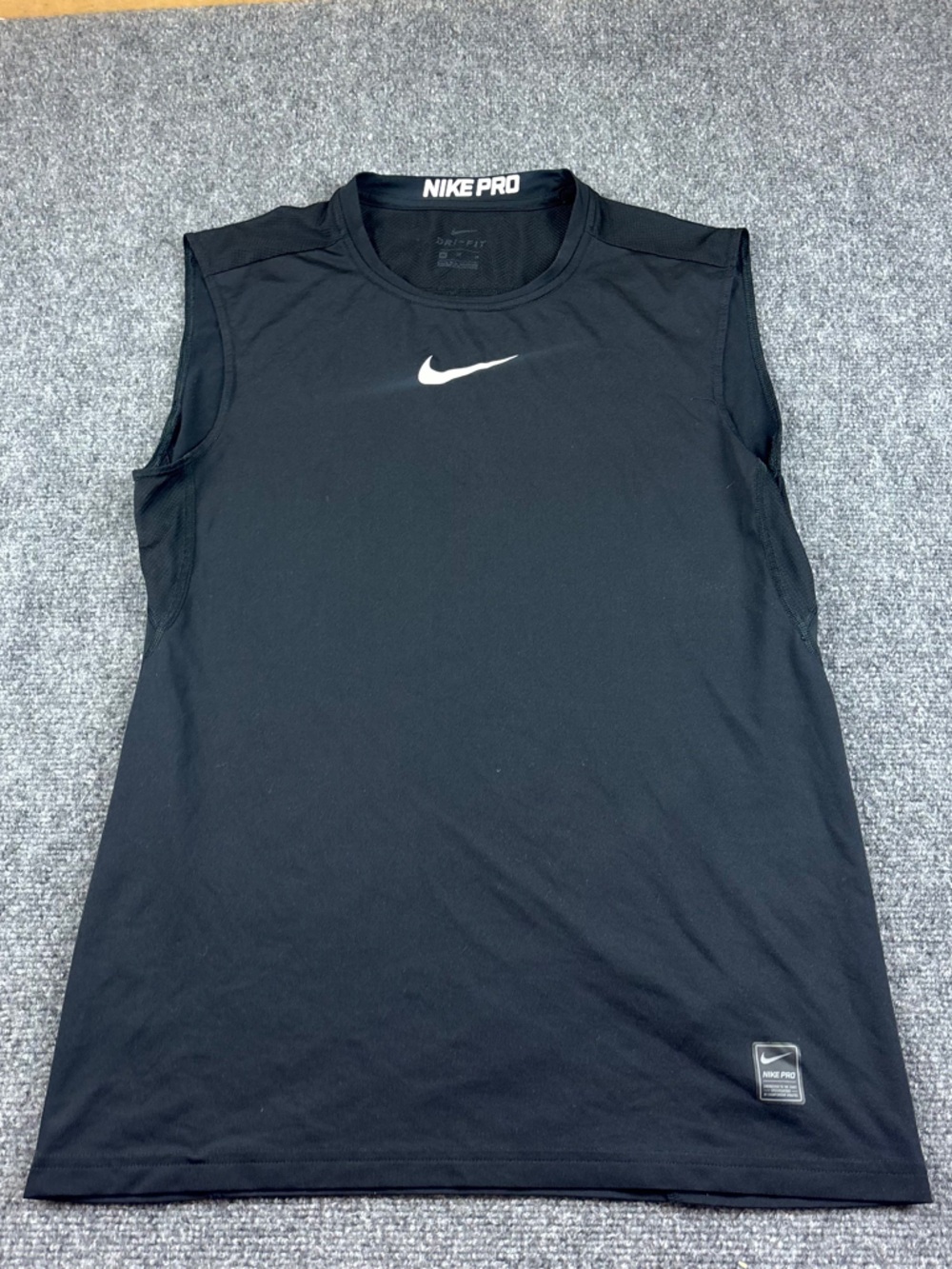NIKE PRO Men’s Black Sleeveless Dri-Fit Athletic Shirt size: Medium